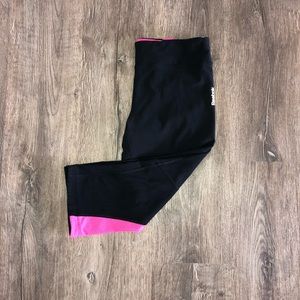 REEBOK PlayDry Cropped Active Leggings